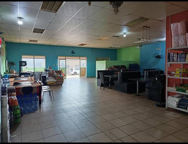 BUSINESS FOR SALE IN QUEENSTOWN CENTRAL